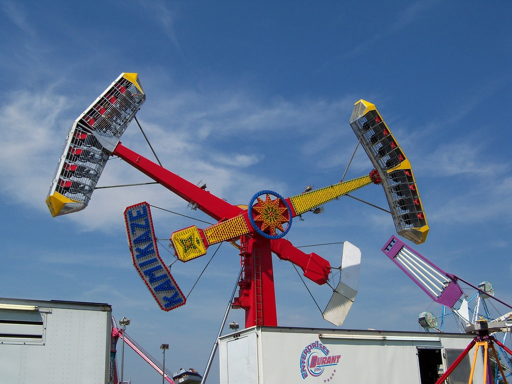 Commercial Theme Park Meteor Hammer Rides Amusement Thrill Swings Products Playground Equipment