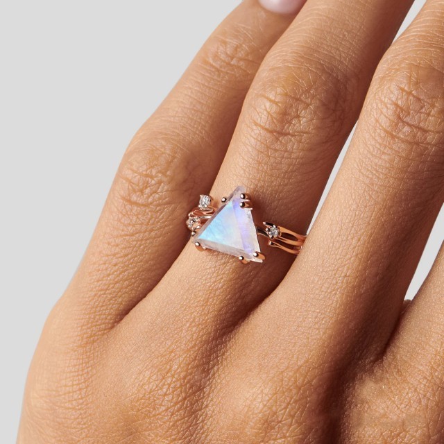 Wholesale Jewellery 925 Sterling Silver / 18k Gold Plating Moonstone Triangle Shape Irregular Ring