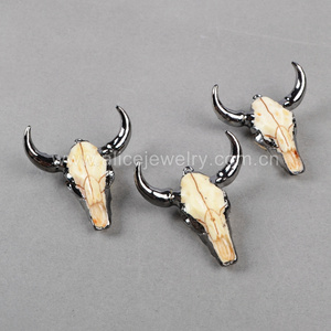 B0842 Longhorn resin pendants large cattle skull head bull cattle pendants with black gun plated