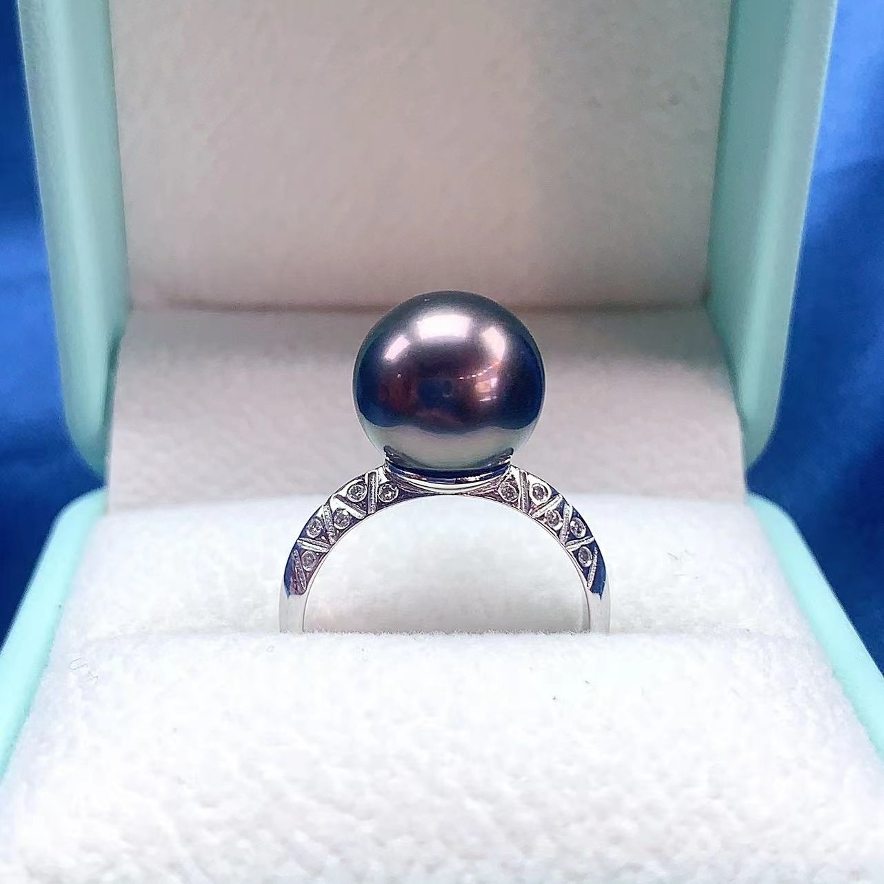 Stylish simple design Natural Tahiti Black Pearl 18K white gold ring for women's wedding engagement party glamour gift