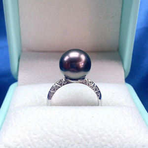 Stylish simple design Natural Tahiti Black Pearl 18K white gold ring for women's wedding engagement party glamour gift