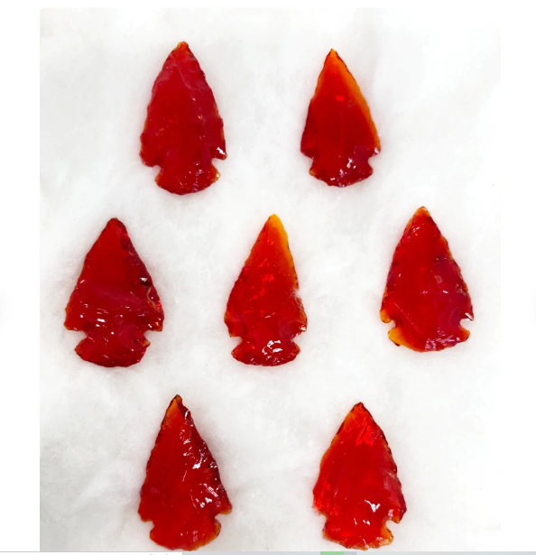 Best Quality Hot Sale Bulk Natural  Red Glass Arrowhead for friends gift