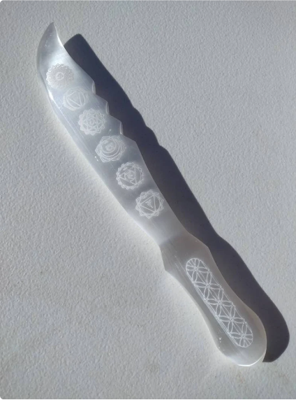 Best Quality Hot Sale Bulk Natural   Carved Selenite Knife sword with chakra etchings for gift