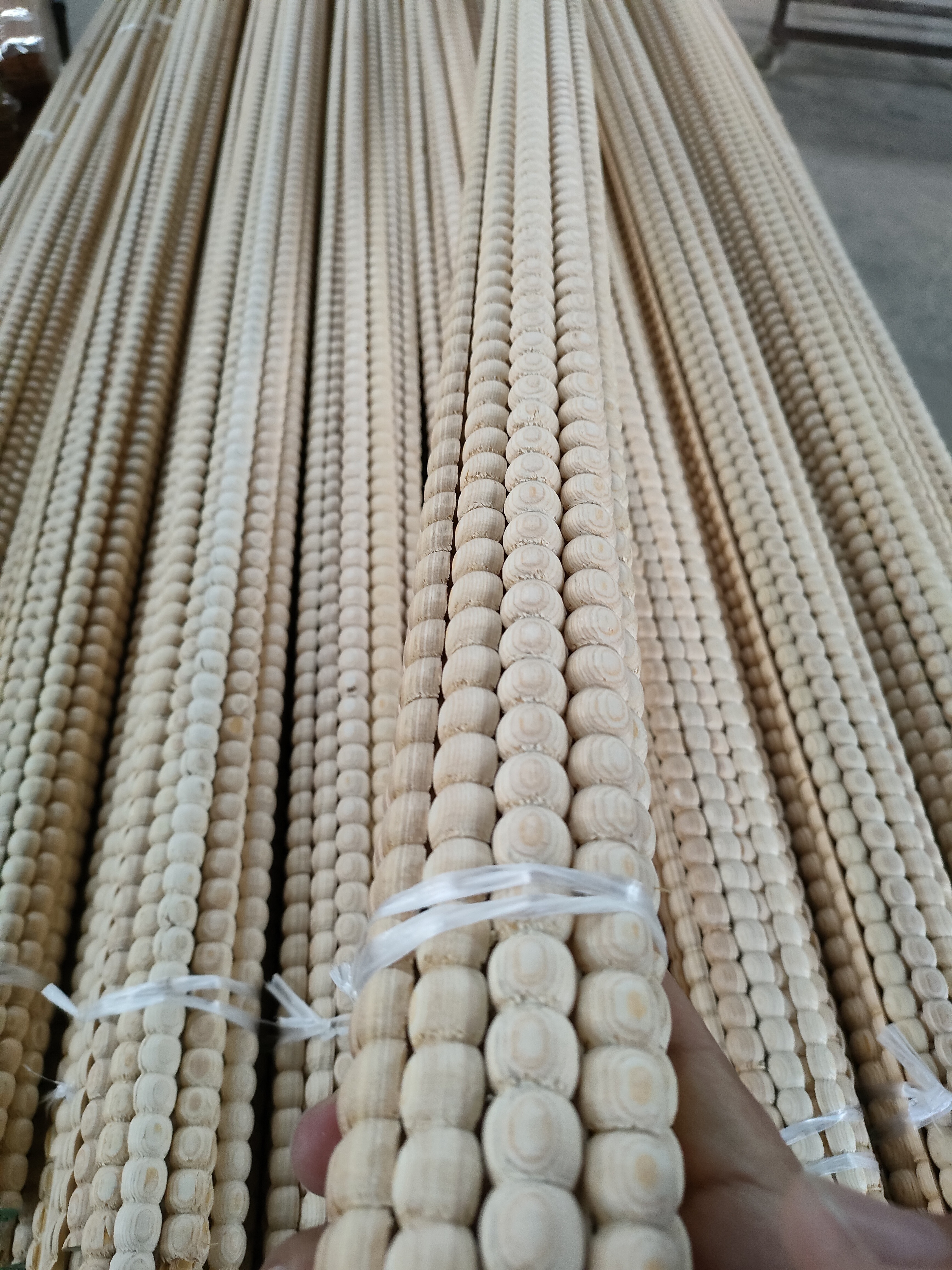 High Quality Wood Decorative Cabinet trim Molding Rope Moulding Twist wood frame moulding