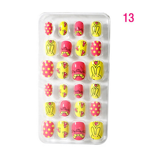 Wholesale Nails For Kids Colorful Rainbow Cute Children Press On Nails With Glue False Nail Artificial