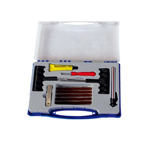 Hand tool tire repair kit with tire plug kit for tubeless tire