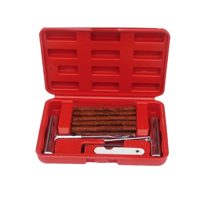 Hand tool tire repair kit with tire plug kit for tubeless tire