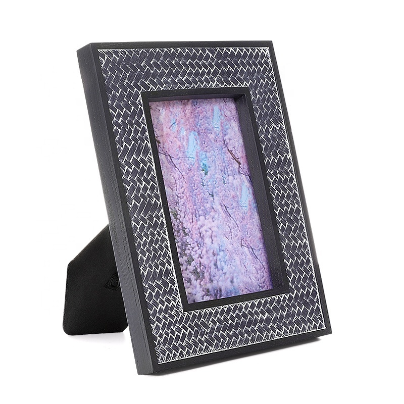 Custom Design Resin Photo Frame Black Grid Textured Ornate Hand Crafted Resin Picture Frame Tabletop Wall Display Resin Frame