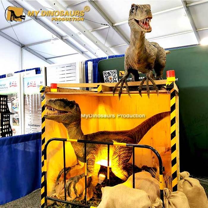 R Safari Park Velociraptor Animatronic Dinosaur Interactive