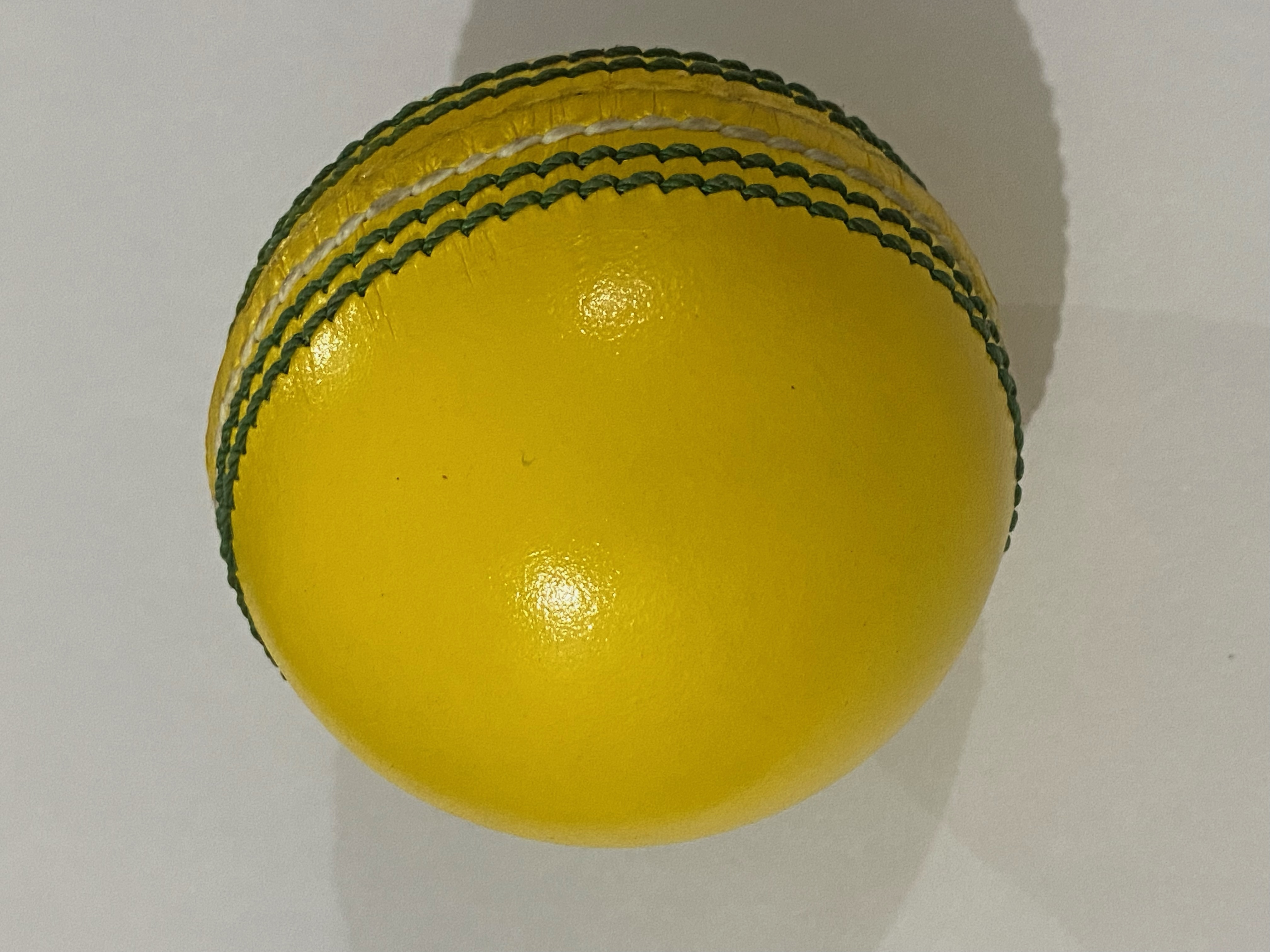 AAS Yellow Indoor Leather Cricket Ball High Quality Yellow Indoor Balls for Indoor Cricket Sports Training Indoor Cricket Balls