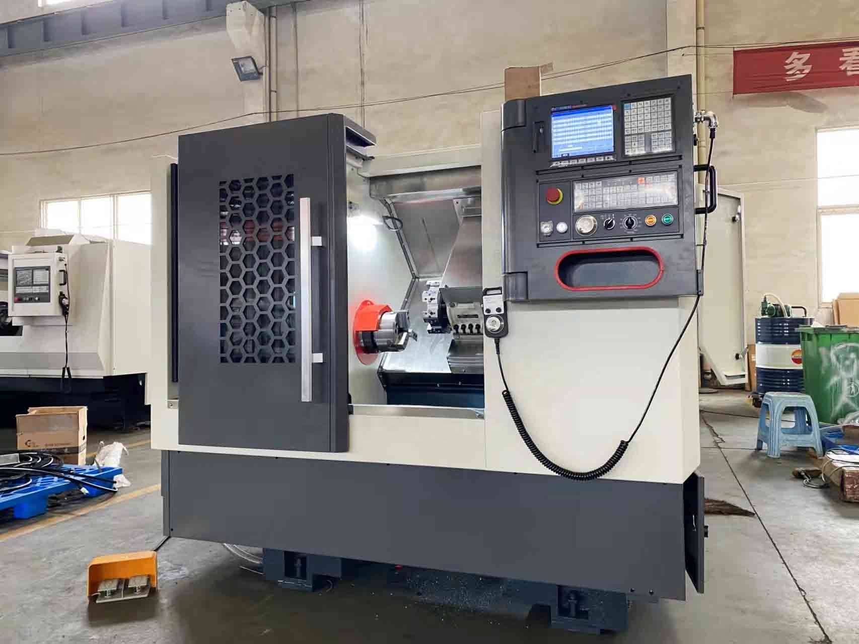 ALTCK50A Vertical And Horizontal Milling Machine CNC Machining Center With 3 Axis 5 Axis CNC Machine