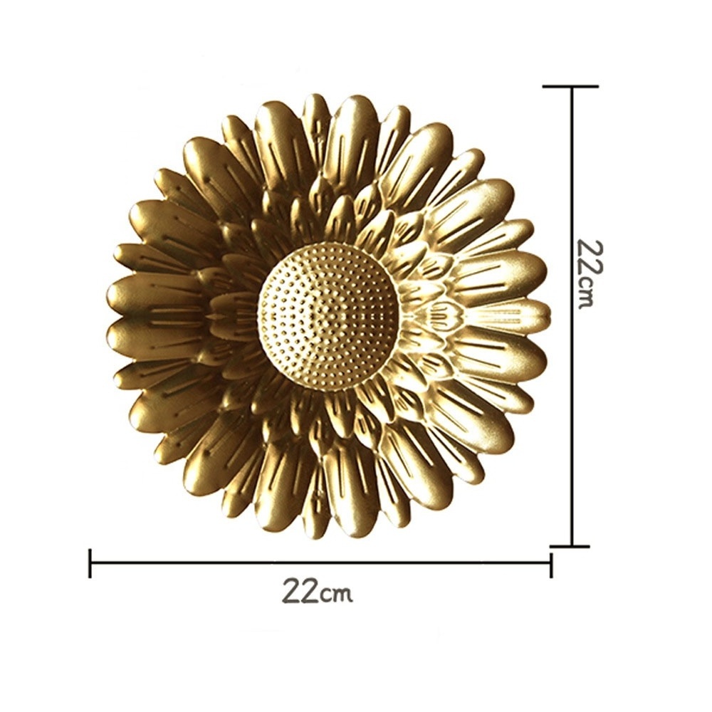 Iron Craft Wall Hanging Ornament Gold Sunburst Wall Art Exquisite Iron Ornament Metal Disc Wavy Wall Decor Hanging