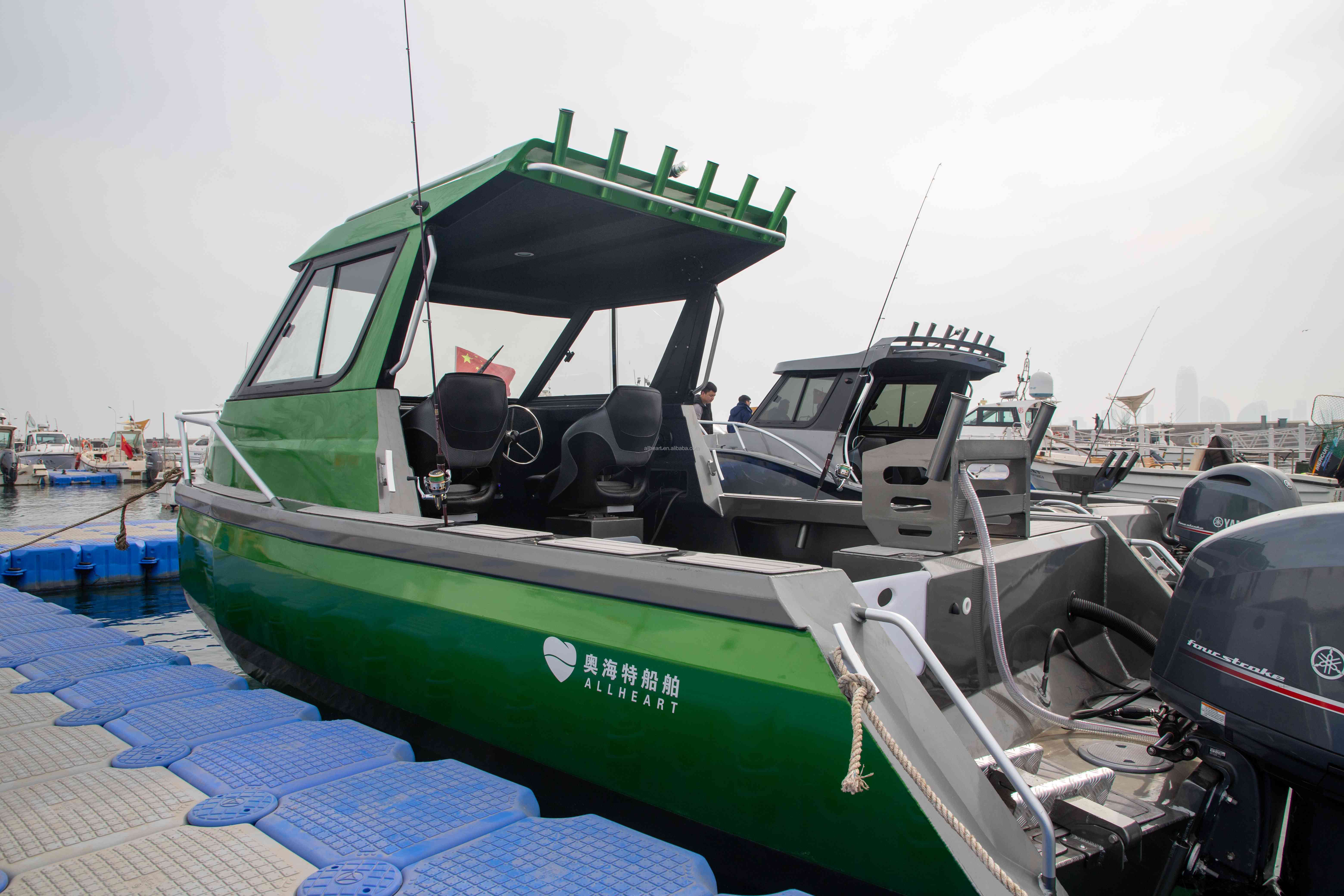 New 22ft 25ft Aluminum Cuddy Cabin Boat Cruiser Pontoon boat fishing boats for the ocean