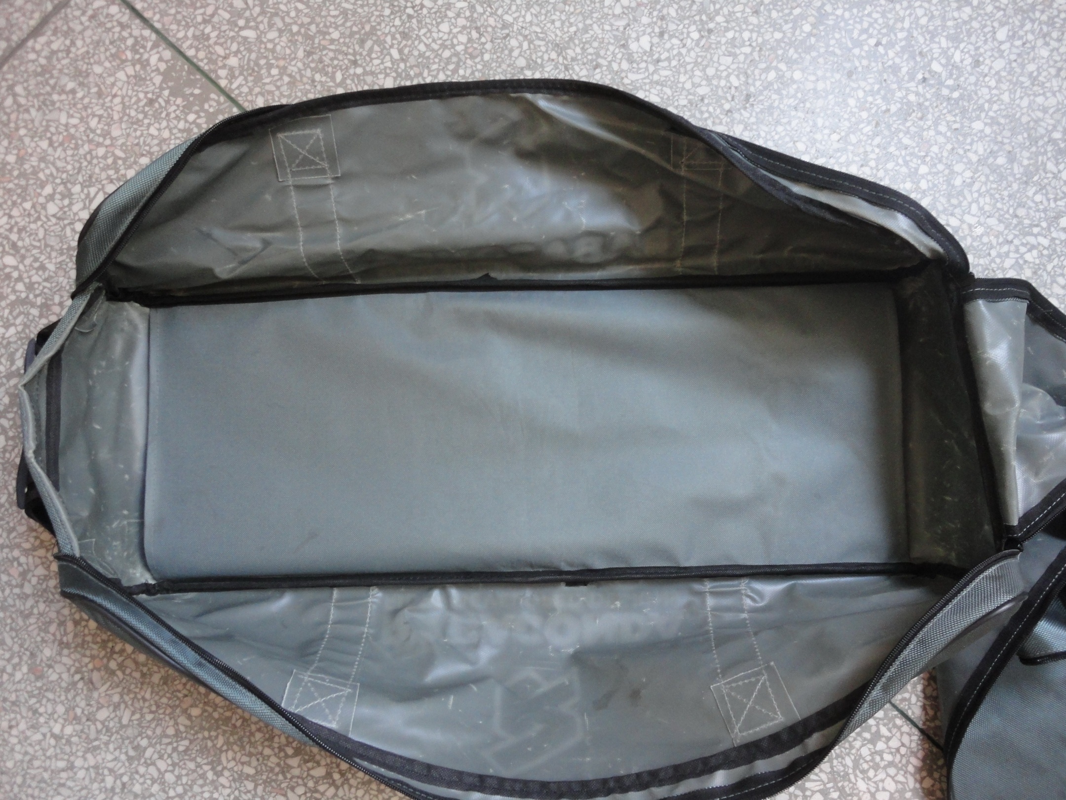 1000D Cordura Heavy duty Large Capacity hockey Sports Equipment Bag