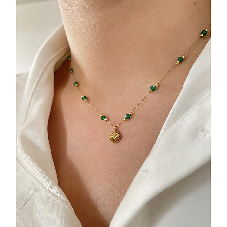 2022 New Small Green Glass Beads Stainless Steel Necklace Thin Chain Shell Necklaces for Women Vintage Boho Jewelry Wholesale