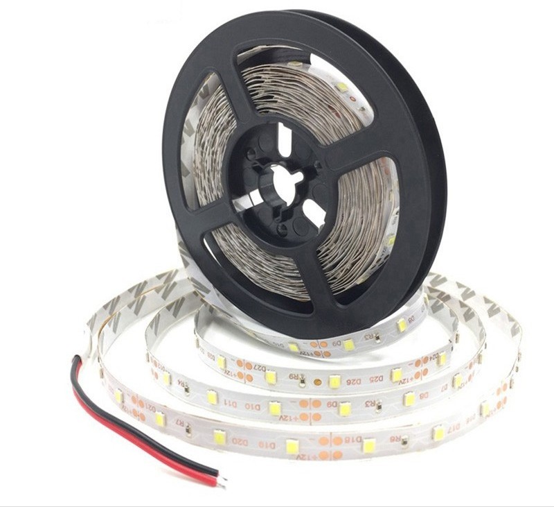 Indoor using IP20 5m 2835SMD  LED strip light   DC 12V 300leds White color