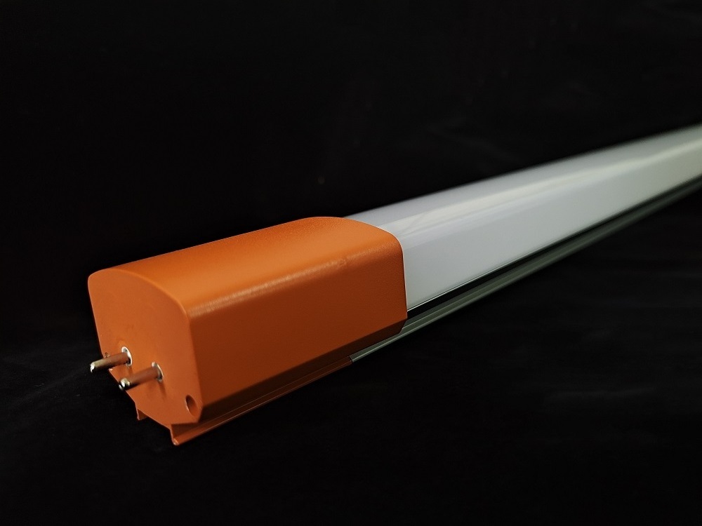 New Launched 4ft 18W Microwave Motion Sensor LED Tube Batten Light for carpark corridor hallway basement