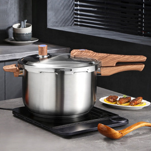 New Arrival Cookware Induction Cooker Cooking Pot Food Grade 304 Stainless Steel Pressure Cooker With Wooden Handle