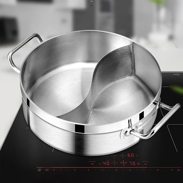 Direct Selling Food Food Grade 304 Stainless Steel Cookware Induction Cooking Pot Multipurpose Hot Pot  Soup Pot With Divider