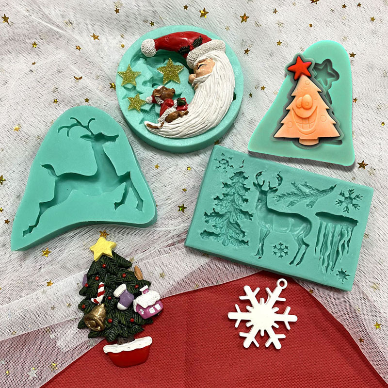 INTODIY Christmas Elk Snowflake Christmas Leaves sugar flipping mold baking chocolate biscuits food grade silicone mold