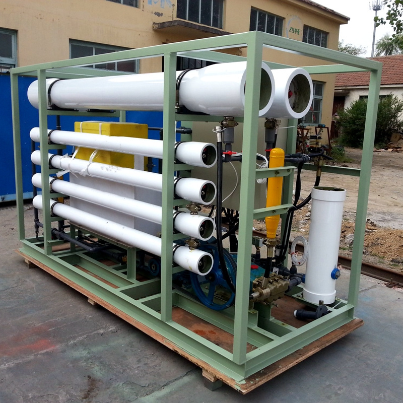 Small Yacht Desalination System Small Boat Desalinator Portable Seawater Desalination Plant