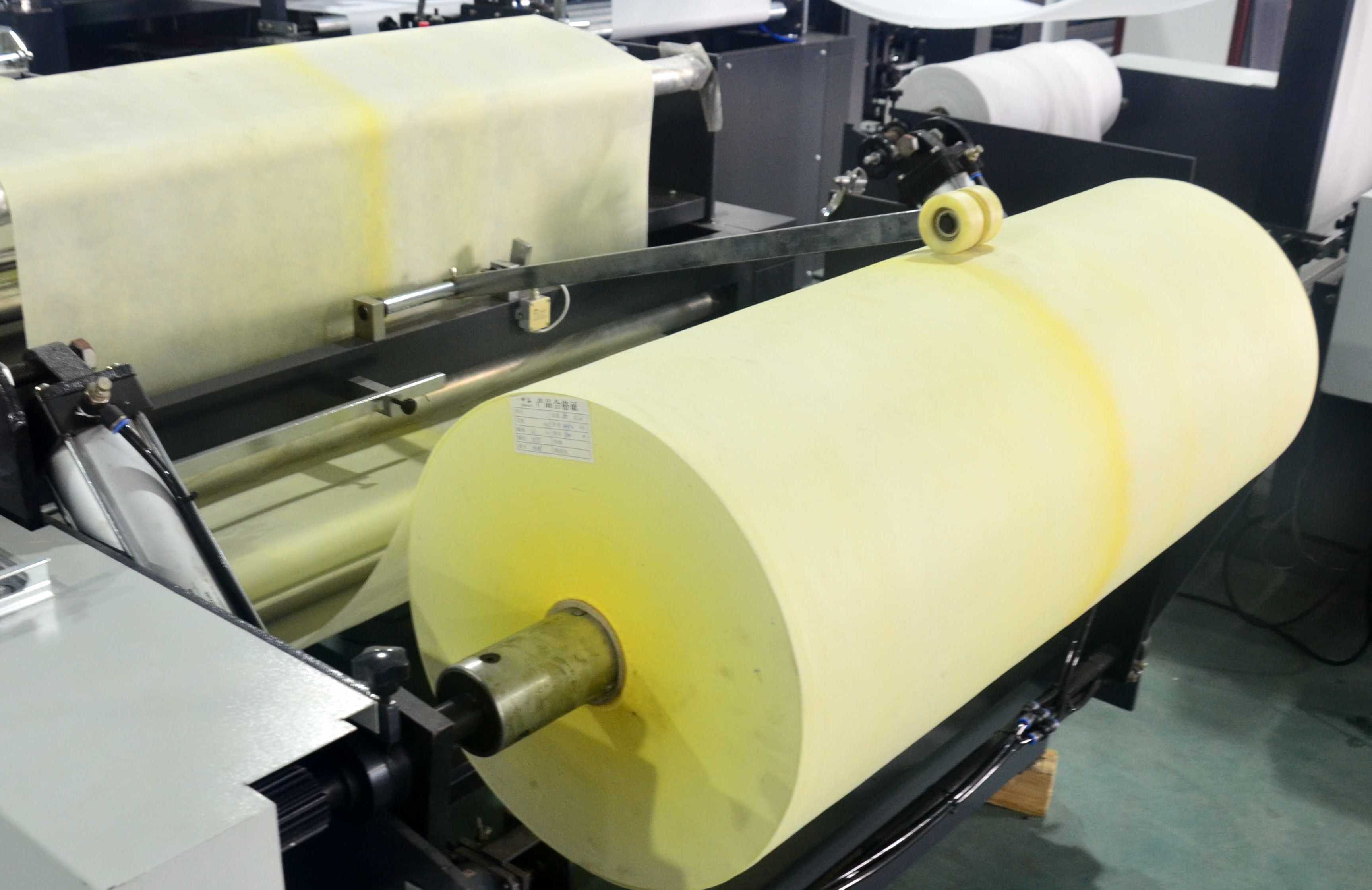 PP Non Woven Fabric Roll To Sheet Ultrasonic Non Woven Fabric Cutting Machine Fully Automatic