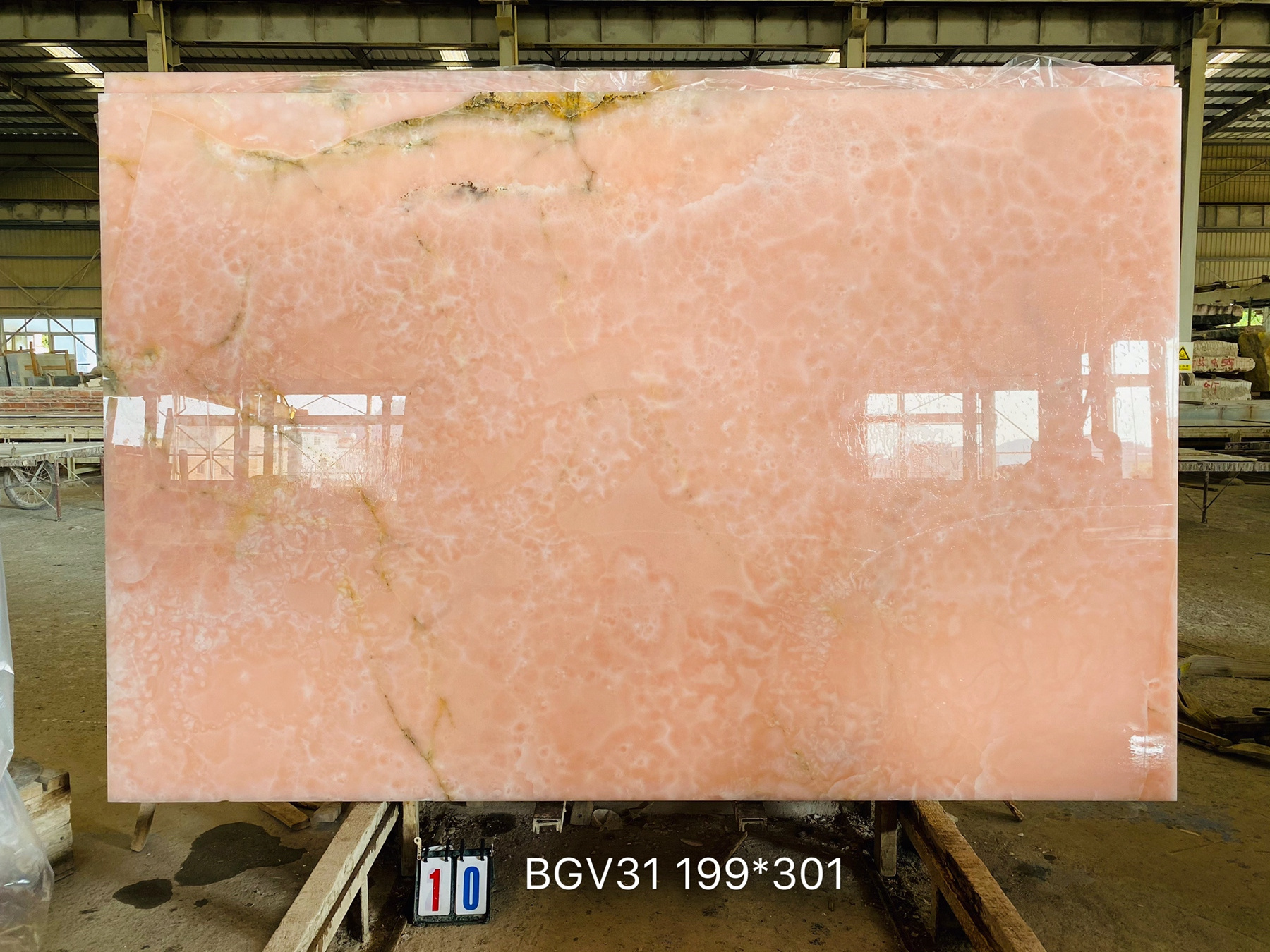 Luxury Decoration Unique Natural Pink Onyx Marble Slabs Polished Onyx Stone