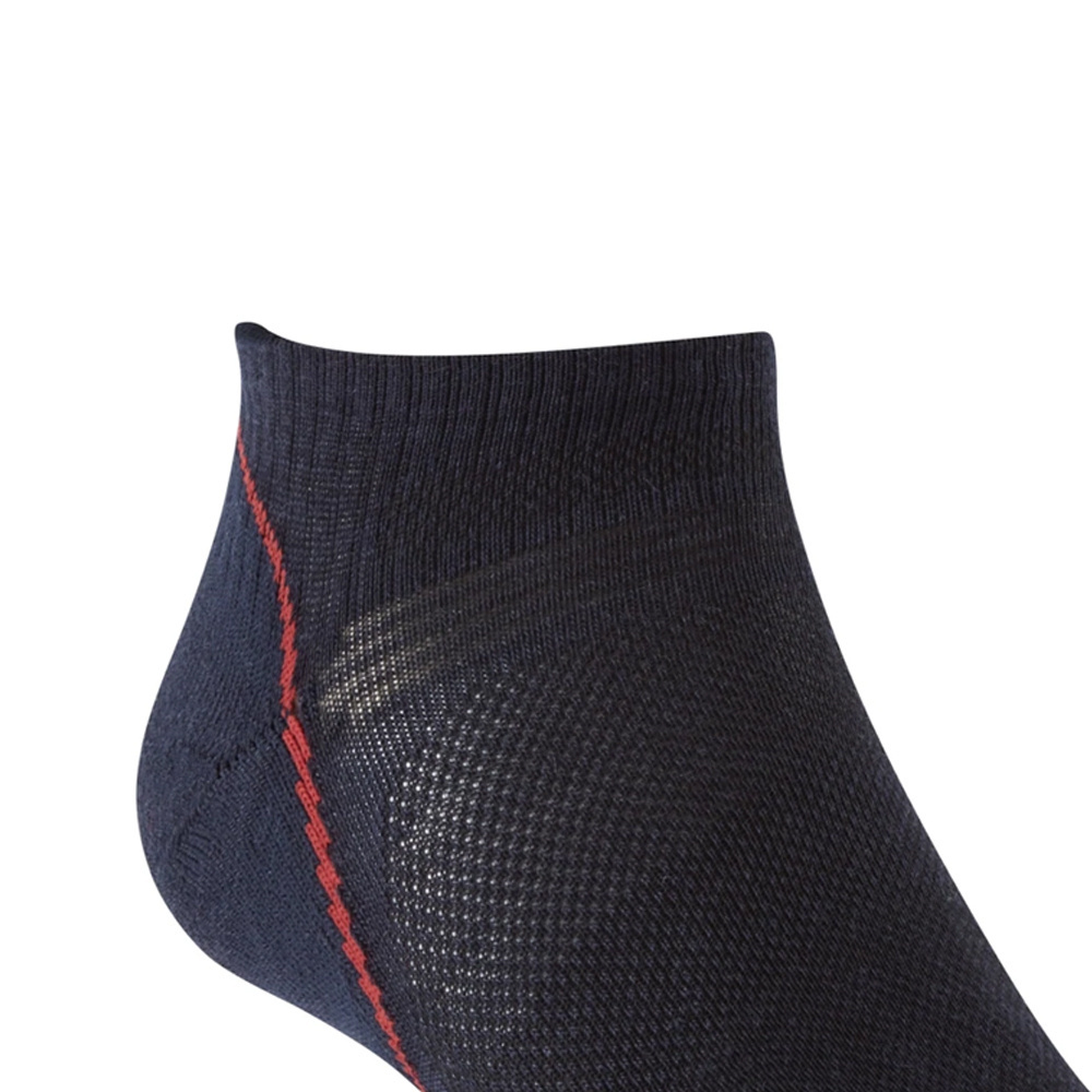 best price Wholesale low price men's ankle socks custom logo comfortable breathable sweat absorbing cotton socks