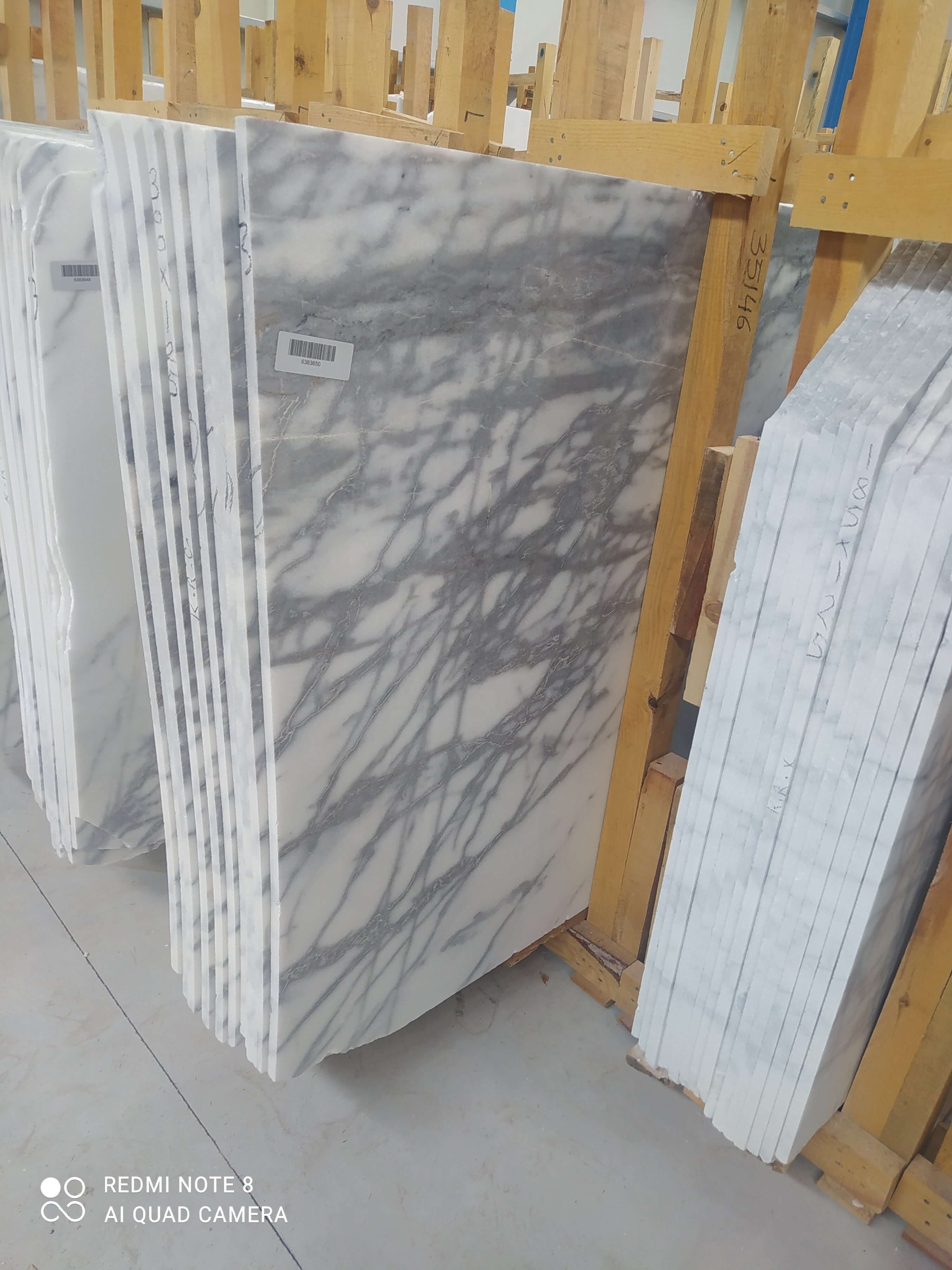 Factory Direct Exclusive Italian Satwario White Marble With Gorgeous Grey Veins Marble Slabs Blocks Best for Interior Design