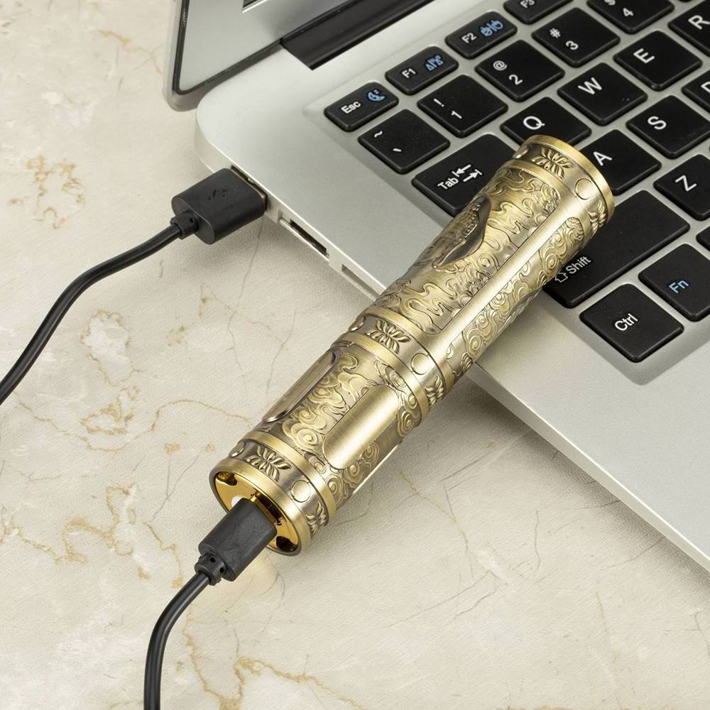 Alonefire SV30 365nm USB Flashlight Built-in battery UV Blacklight Banknote jade Ore detection Pet Urine Detector Catch Scorpion