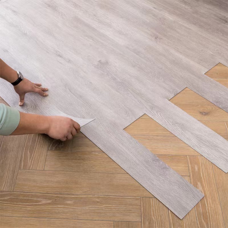 Wood Grain Design Peel And Stick Plastic Flooring Waterproof Fireproofing Self Adhesive Pvc Flooring For Home Decor tiles