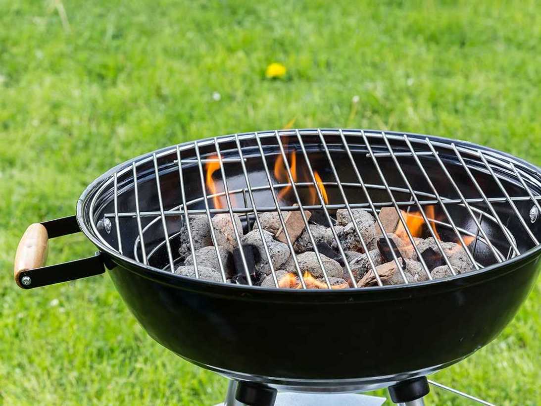 Coal King Hexagonal Charcoal Natural Black Color Coconut Shell Barbecue grill Charcoal