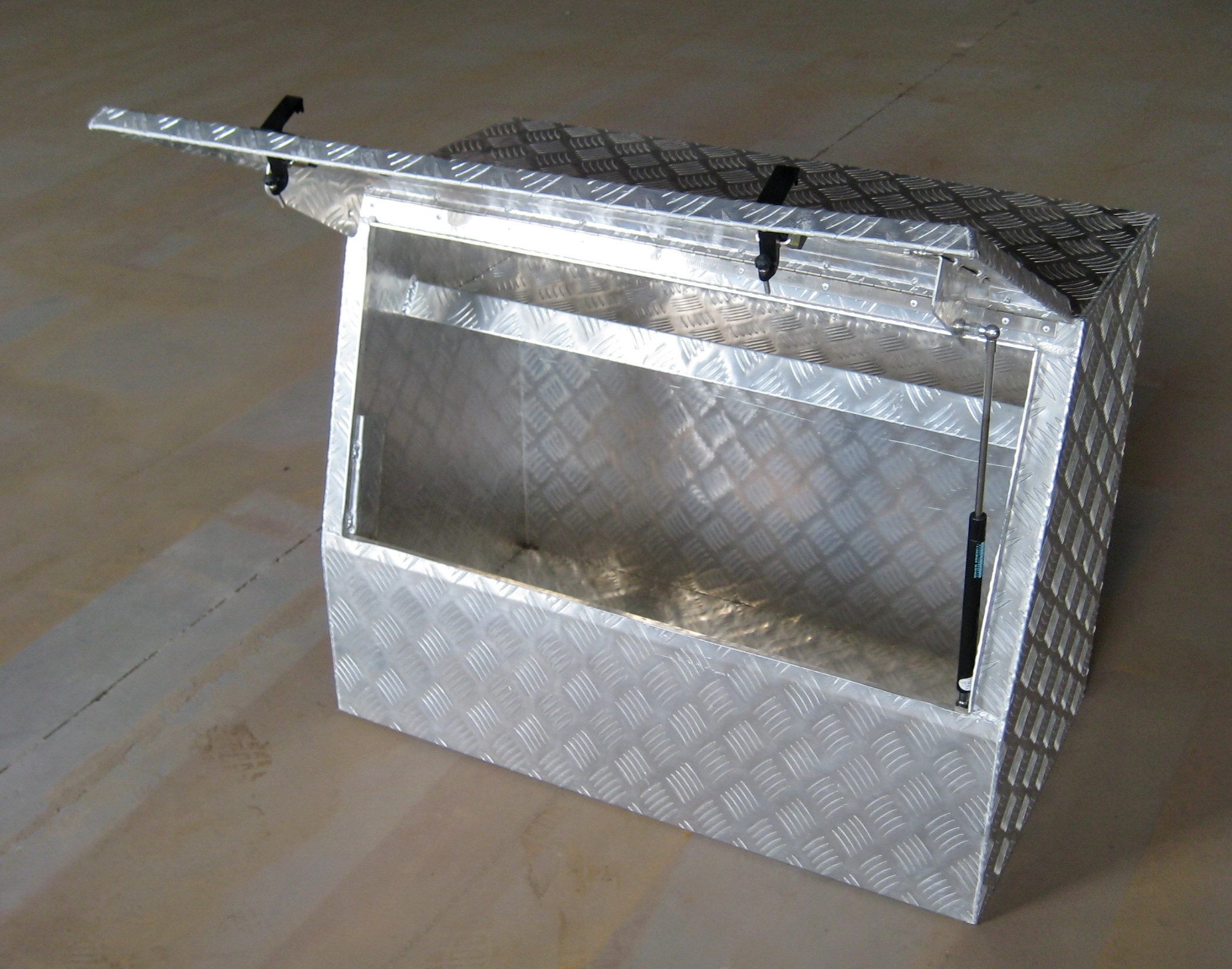 Aluminum Truck Tool Box Underbody Trailer Storage With Lock