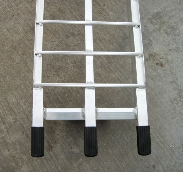 Factory Direct Sale Loading Foldable Aluminum Ramp Adjustable Ladder Aluminum Car Ramps