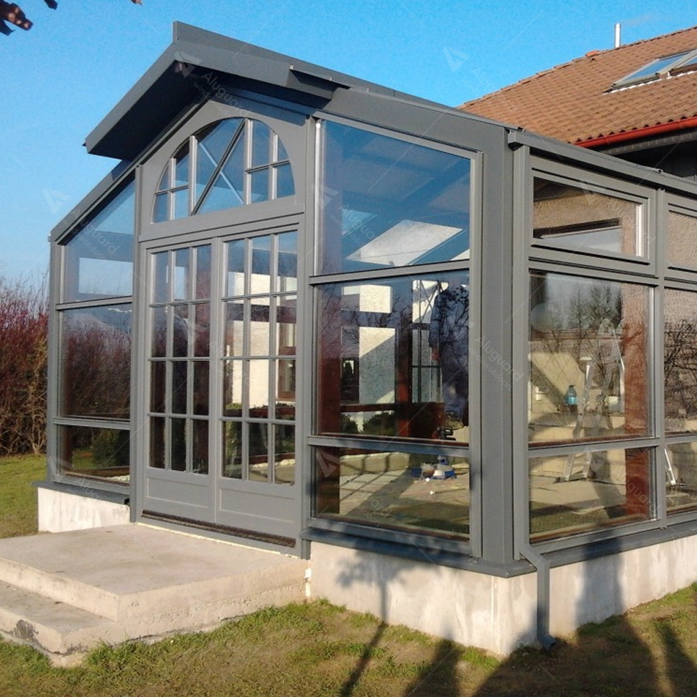 Modern Four Season Prefabricated Free Standing Tempered Conservatory Sunroom Glass Aluminum Frame Winter Garden Design