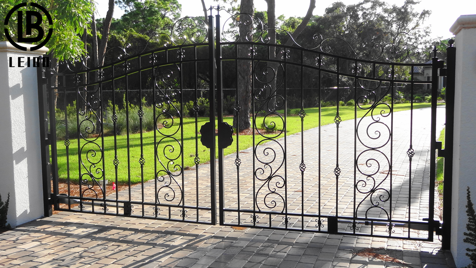 Ornamental Galvanized Steel Security Wrought Iron Main Gate Design