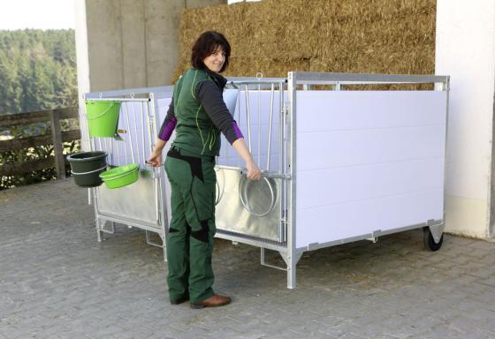 standard calf hutch   shelters pens kennels  rearing pen tagging box for sale