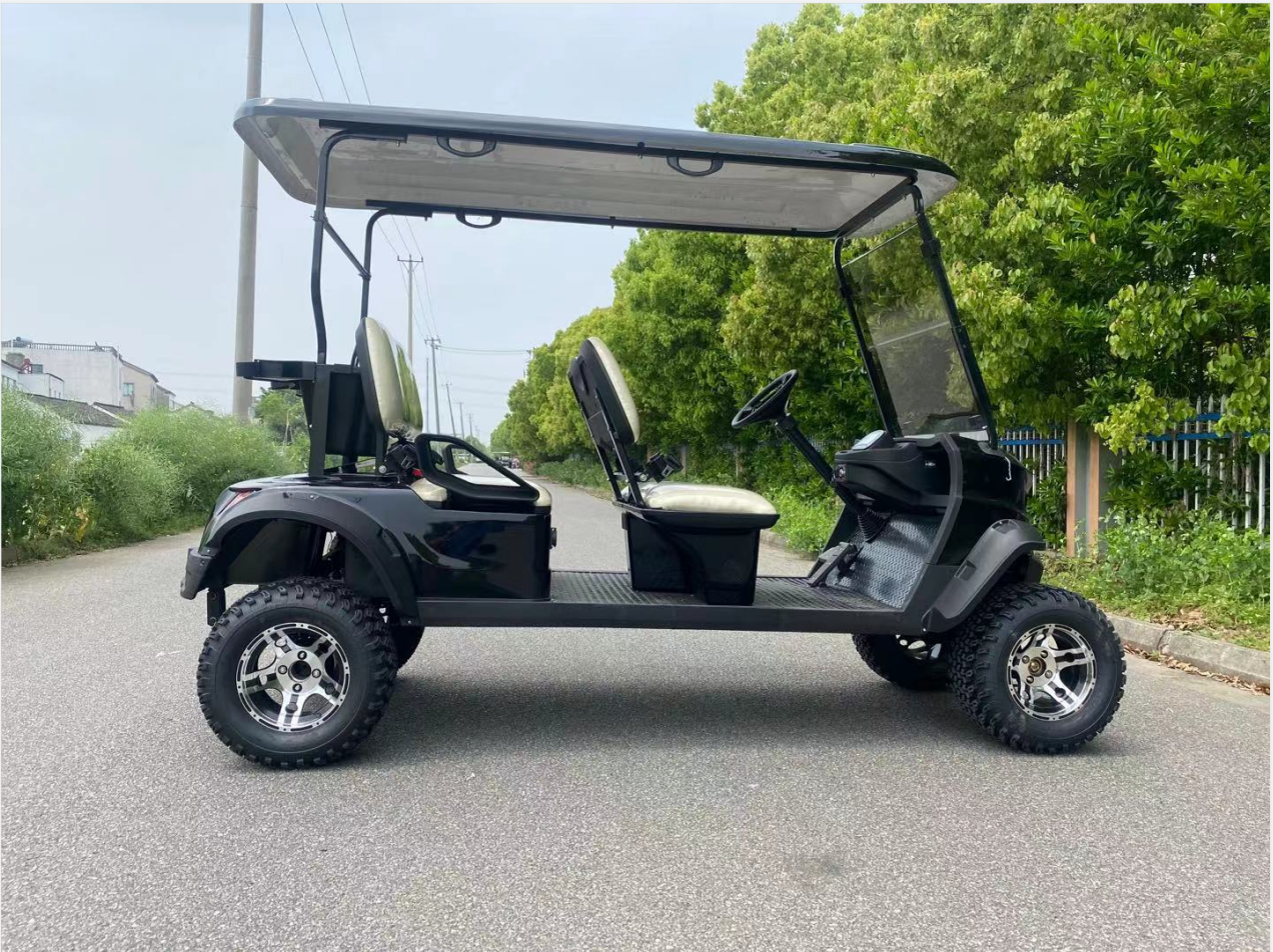 Electric club car golf car 4 seats all facing forwards