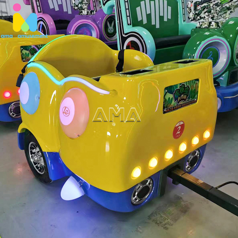 Guangzhou AMA Amusement Park Rides Christmas Mini Trackless Train For Kids To Ride For Shopping Mall