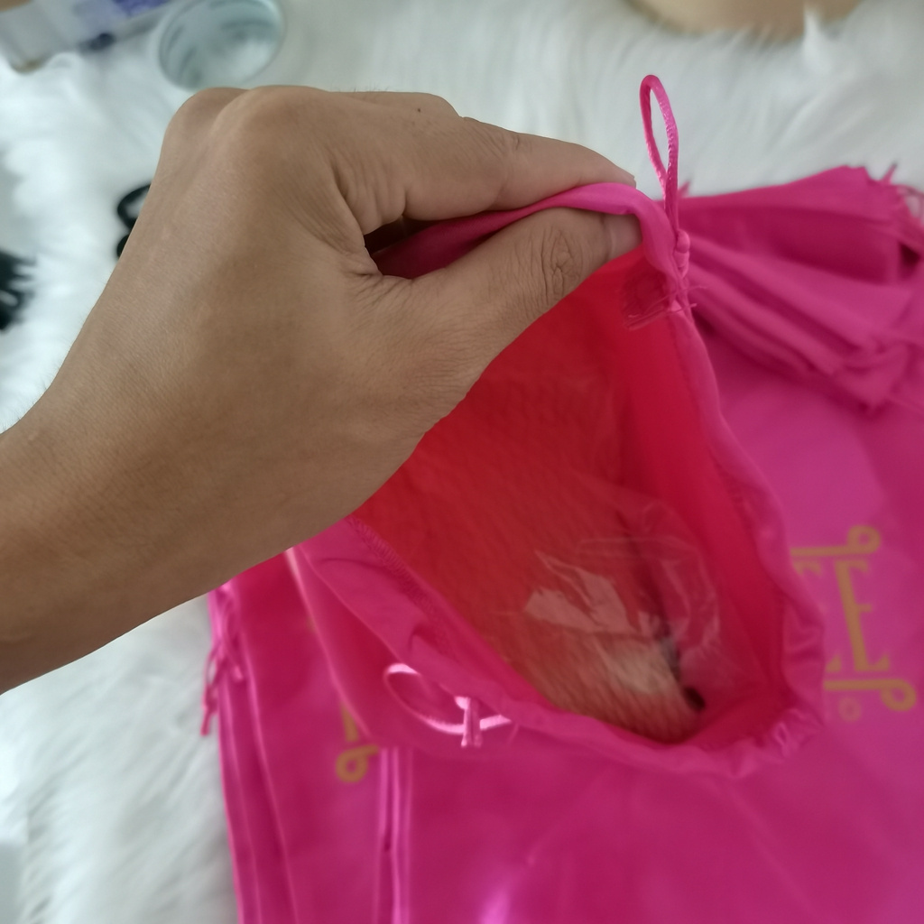 Amara hair wig bag custom logo,wholesale satin bags for wigs,plastic wig bag in factory