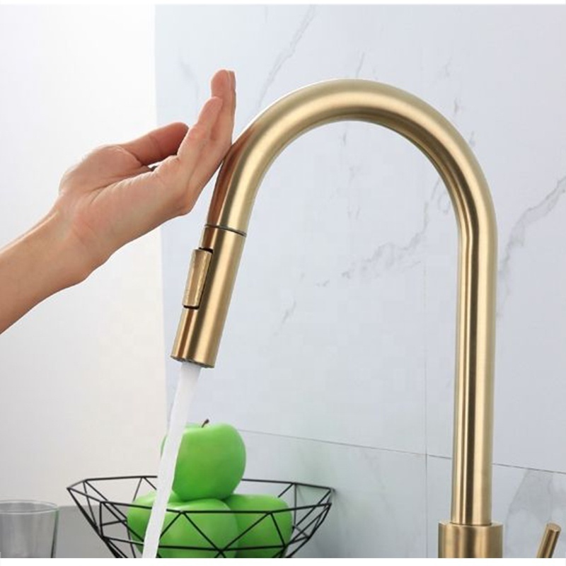 Pull out Anti-fingerprint brushed gold bathroom shower sink faucet for kitchen faucet