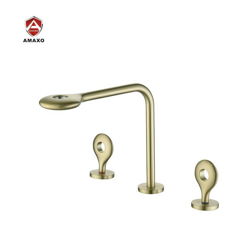 British Style Cross Hand wheel Three Hole Wall Mount Gold Basin Faucet