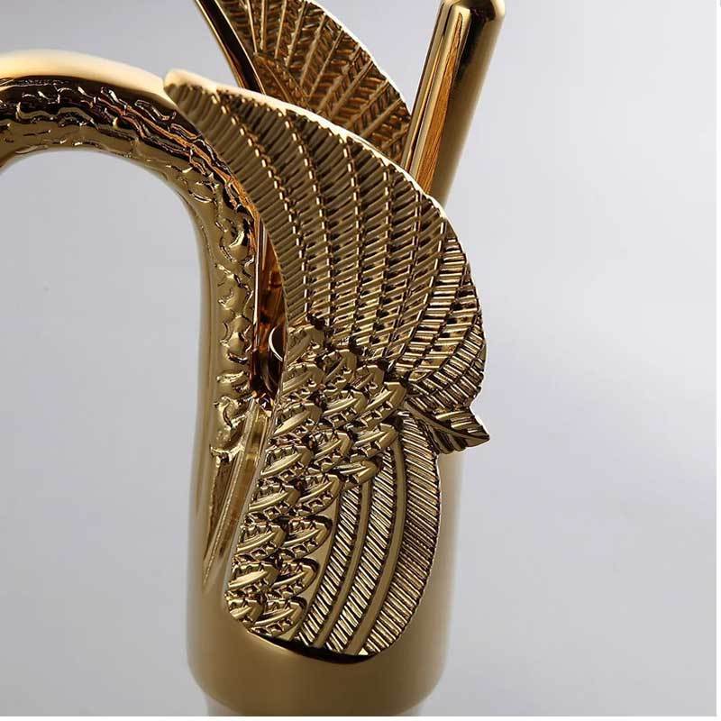 AMAXO Creative Gold Swan Shape Faucets For Kitchen Bathroom Golden Single Hole Basin Faucets