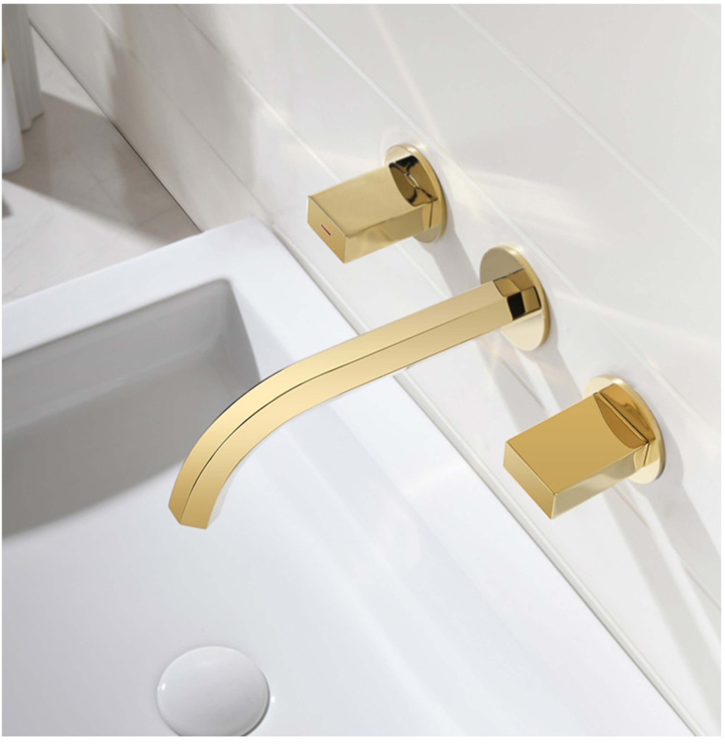 New Copper Brushed Gold Dark Wall-mounted Three-hole Bathroom Basin Faucet Hot and Cold Water Faucet