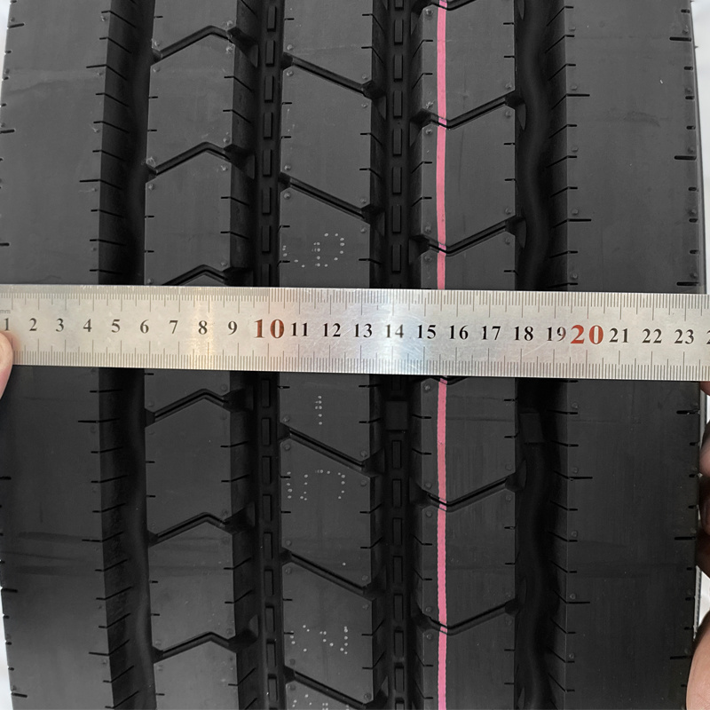 Truck Tires 11R22 5 Llantas 11r22.5 Trailer Tires High Quality 9R22.5 295/80r22.5  Truck Tires