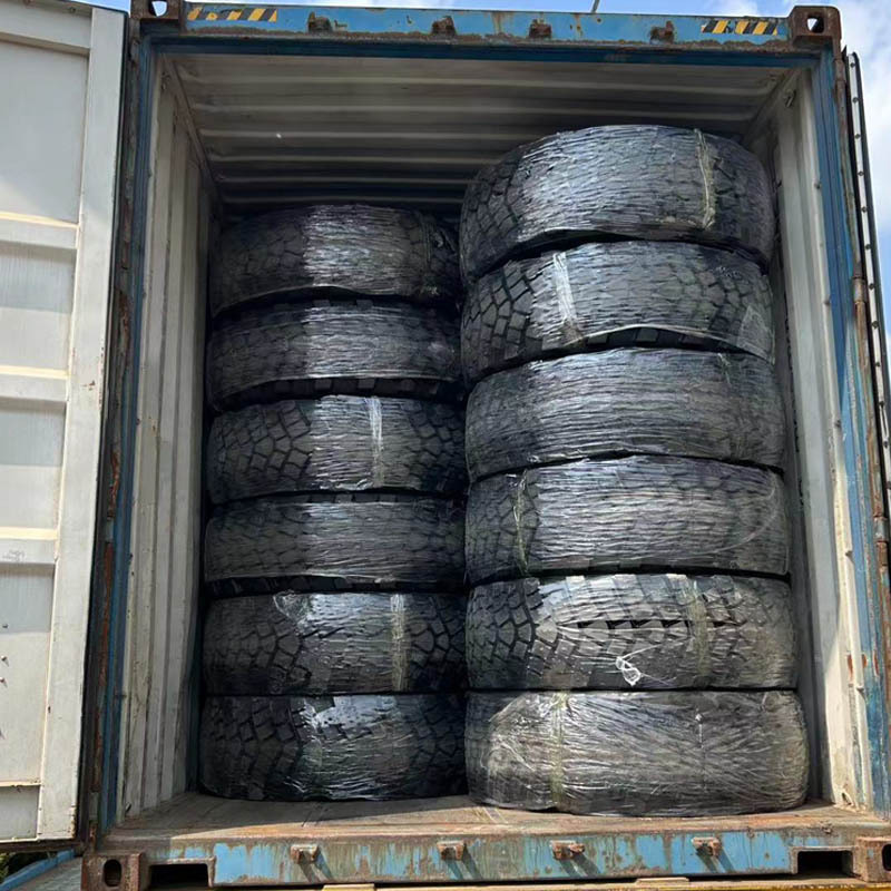 Commercial Semi Howo Foton Truck Tires 295 80 22 5 14.00-24 1600R20 Heavy Truck Tyres