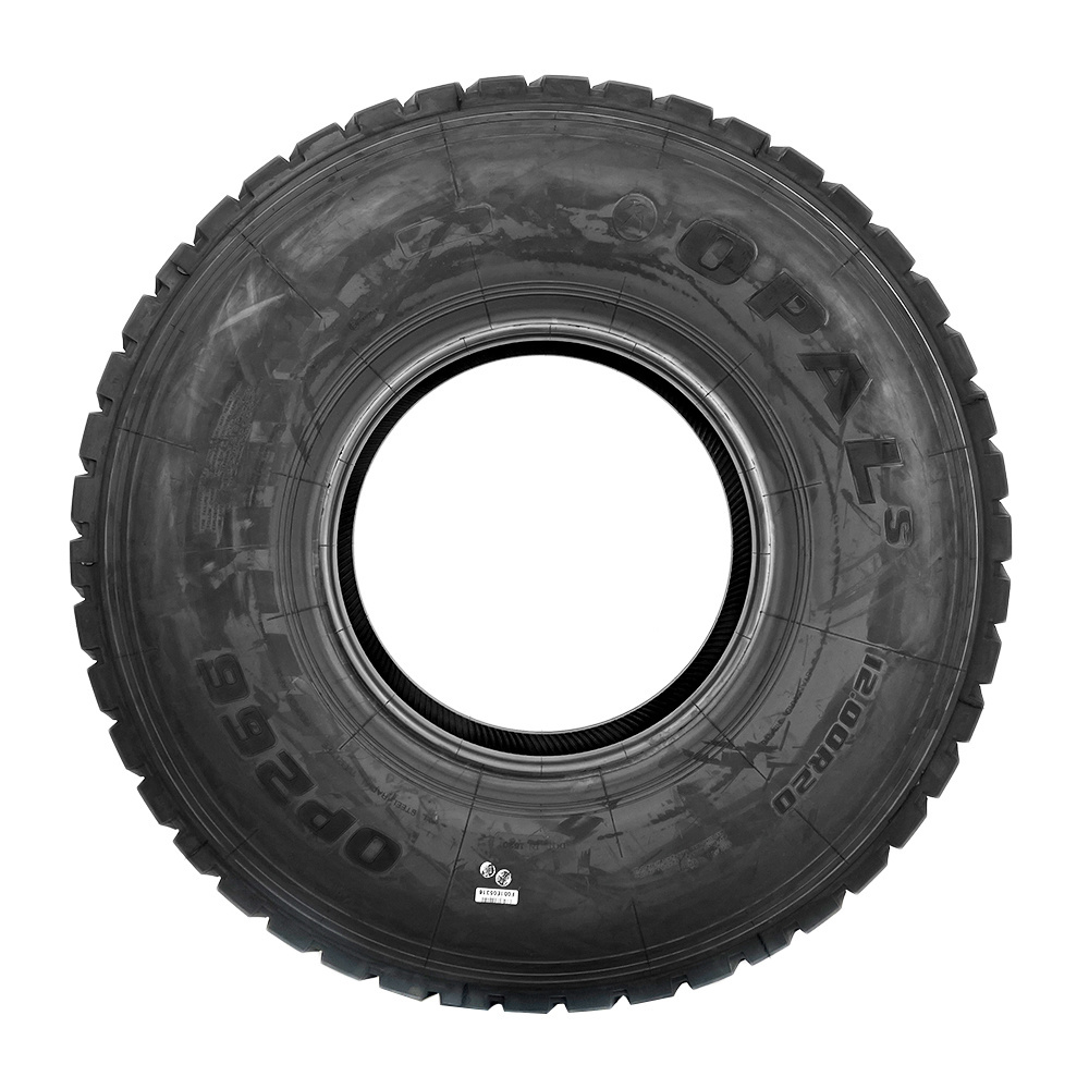 Factory Supply ATV/UTV Tyres Great 425/65R22.5 DA805 Truck Tire in dert mud and rock in desert