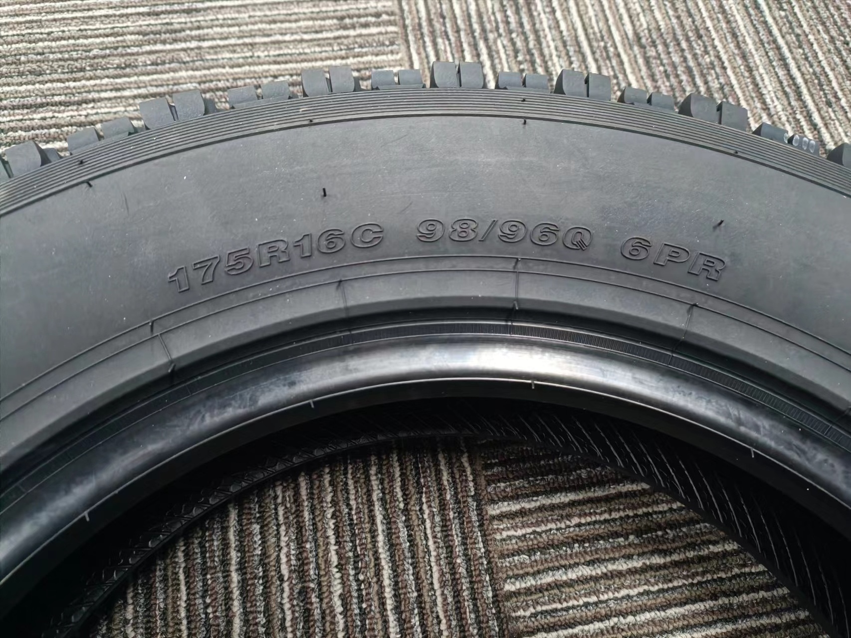 Radial Tire Design NEW tyres for sale 175/80R16C 195/80R15 205/70R15215/70 R15 225/75R15