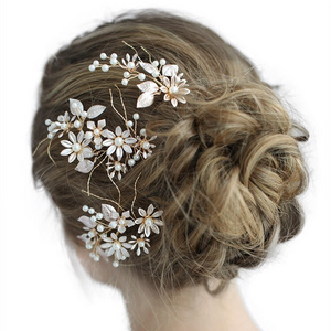 Handmade Fashion Jewelry Pearl Flower Bobby Pins Bridal Accessories Wedding Hair Comb Hair Pin