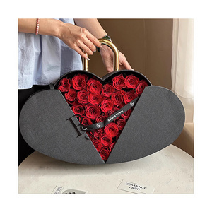 Ammy Valentine's Day gift flower box Love hand-held flower box Lock heart flower heart packing box other christmas decorations